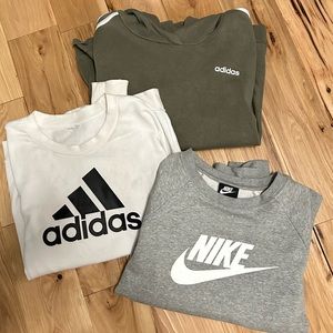 Woman’s Sweatshirt Lot